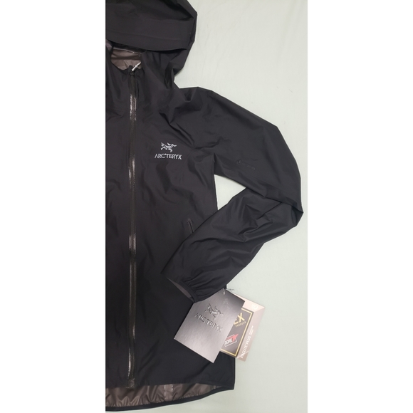 ❌SOLD❌ Arc'Teryx Zeta FL Jacket (Hiking/Raincoat) - Picture 4 of 7